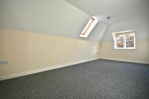 2 bedroom apartment to rent, Marchmont Place, Bracknell, RG12