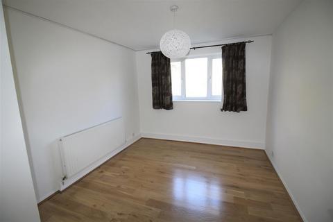 2 bedroom apartment to rent, St Johns Well Lane, Berkhamsted.