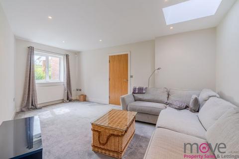 3 bedroom terraced house to rent, Quat Goose Lane, Cheltenham GL51