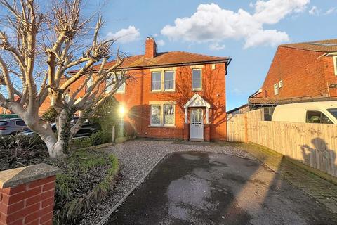 3 bedroom semi-detached house for sale, Old Painswick Road, Gloucester GL4