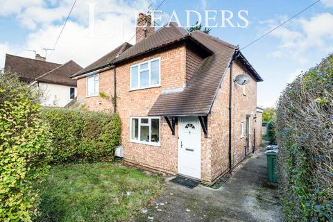 3 bedroom semi-detached house to rent, Raymond Crescent, Guildford