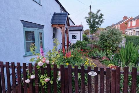 3 bedroom cottage for sale, Out Lane, Leyland PR26