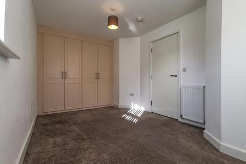 2 bedroom house to rent, Boothferry Park Halt, Hull, East Yorkshire, HU4