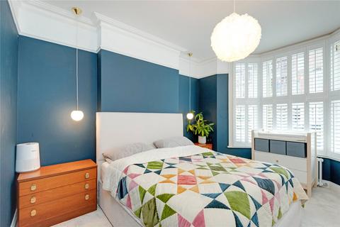 2 bedroom apartment for sale, London W9