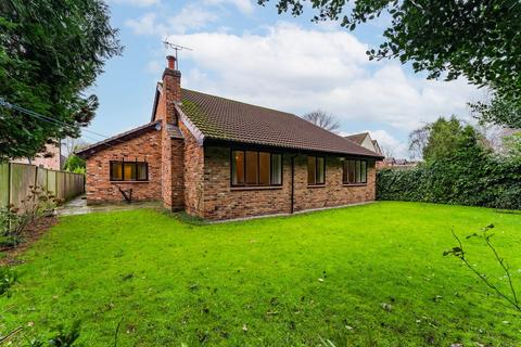 4 bedroom bungalow for sale, Harewood Avenue, Sale, Greater Manchester, M33