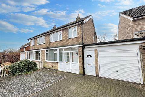 3 bedroom semi-detached house for sale, Paske Avenue, Gaddesby, Leicester