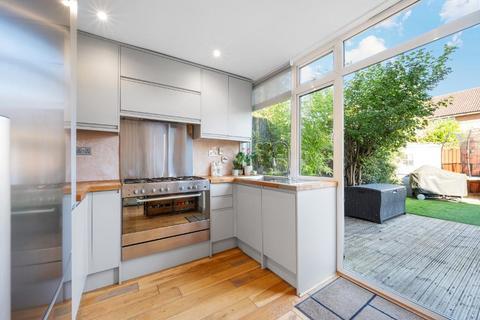 4 bedroom terraced house for sale, Phipps Bridge Road, Merton, London, SW19 2SS