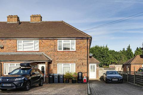 2 bedroom maisonette for sale, Tithepit Shaw Lane, Warlingham, Surrey, cr6 9aw