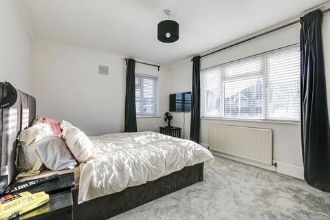 233 Tithepit Shaw Lane, Warlingham, CR6 9AW