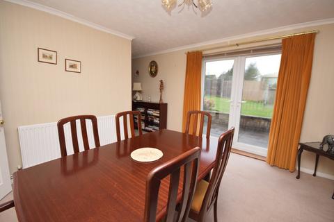 3 bedroom detached bungalow for sale, Ullswater Close, Farnham, GU9