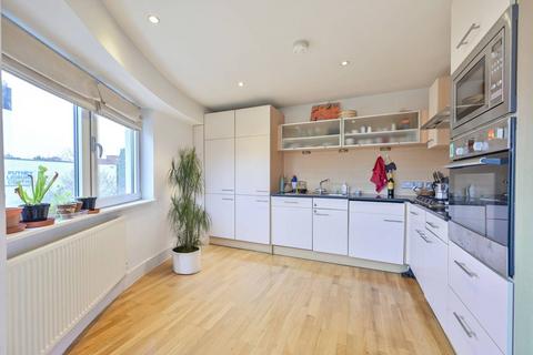 2 bedroom flat to rent, Dryburgh Road, West Putney, London, SW15