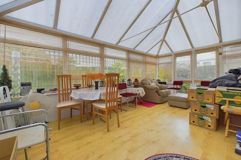 2 bedroom detached bungalow for sale, Willow Close, Lancing