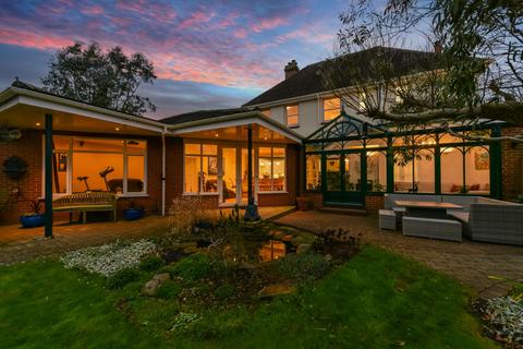 4 bedroom detached house for sale, Hill Head, Hampshire PO14