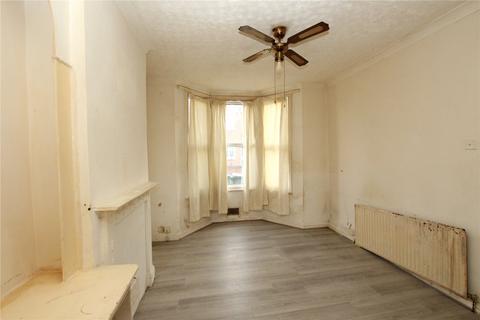 3 bedroom terraced house for sale, Tewson Road, London, SE18