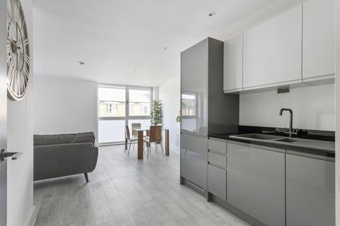 1 bedroom apartment for sale, Drayton Park, London, N5