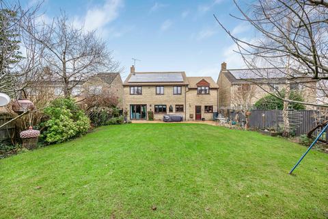 5 bedroom detached house for sale, Roman Way, Lechlade, Gloucestershire, GL7