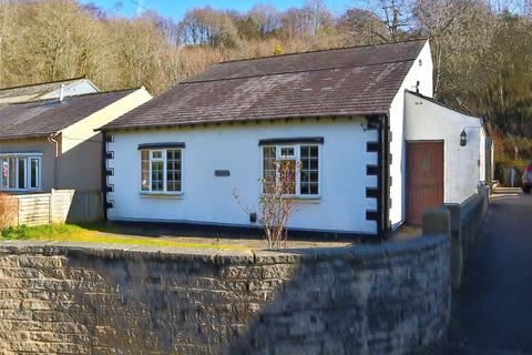 3 bedroom bungalow for sale, Huddersfield Road, Honley, Holmfirth, HD9