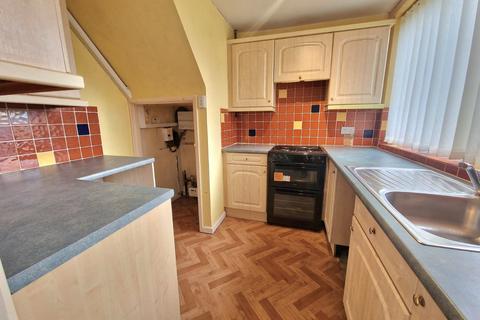 3 bedroom terraced house to rent, Tregorrick Road, Coventry CV7