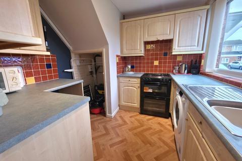 3 bedroom terraced house to rent, Tregorrick Road, Coventry CV7