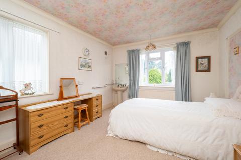 11 Gomshall Road, Cheam, Sutton, SM2 7JZ