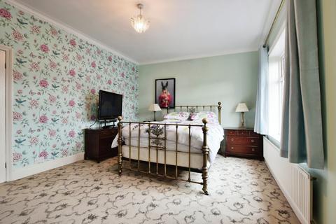 7 Beech Avenue, Manchester, M22 4JE