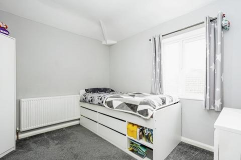 37 Nursery Lane, Halifax, HX3 5SW