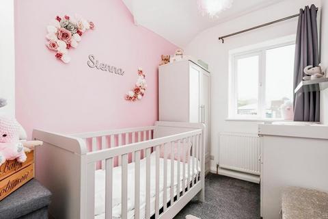 37 Nursery Lane, Halifax, HX3 5SW