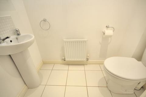 3 bedroom terraced house to rent, Turnbull Way, Cleveland TS4