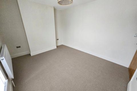 3 bedroom end of terrace house to rent, Appley Lane South, Wigan WN6