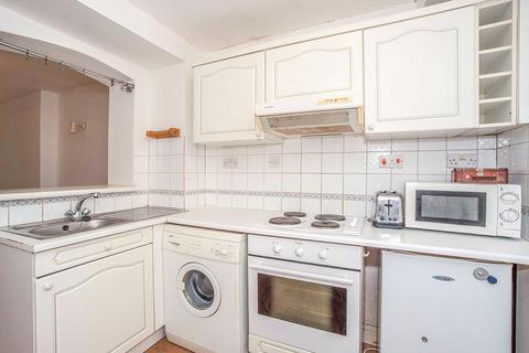 1 bedroom flat for sale, Clifton Road, Kent DA11