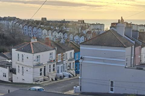 1 bedroom flat to rent, London Road, East Sussex TN37