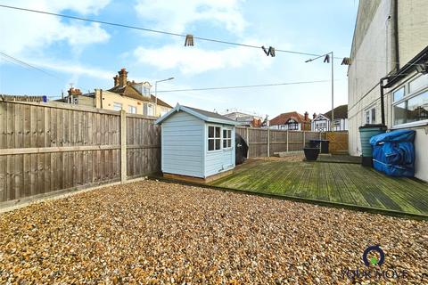 4 bedroom end of terrace house for sale, Beacon Road, Kent CT10