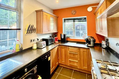 3 bedroom semi-detached house for sale, Lundhill Road, Barnsley S73