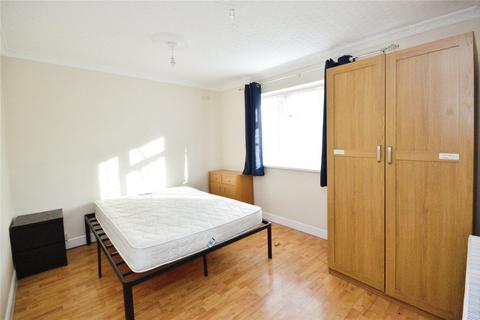 3 bedroom end of terrace house to rent, Wigley Road, Feltham TW13