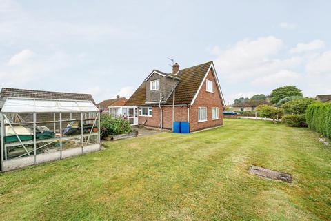 3 bedroom detached bungalow for sale, Accommodation Road, Horncastle