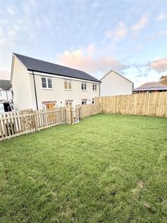 3 bedroom semi-detached house to rent, Ivybridge