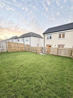 3 bedroom semi-detached house to rent, Ivybridge