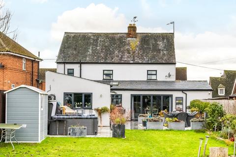 14 Addison Road, Steeple Claydon, Buckingham, MK18 2NP