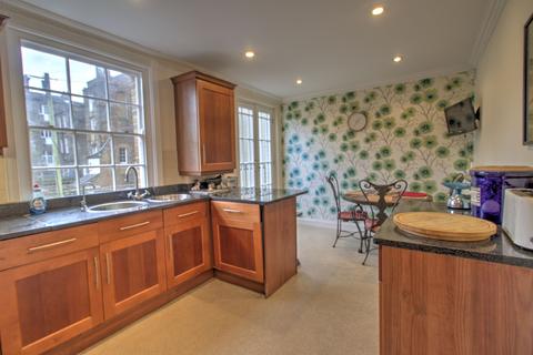 4 bedroom terraced house for sale, Spencer Square, Ramsgate