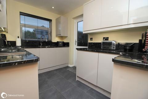 3 bedroom detached house for sale, Warwick Drive, Ramsgate