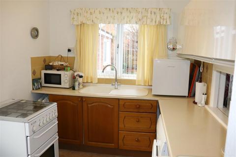 2 bedroom semi-detached house for sale, Clarendon Road, High Heath