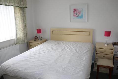 28 Clarendon Road, Walsall, WS4 1AX