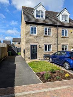 3 bedroom semi-detached house for sale, Farriers Way, Huddersfield, HD3