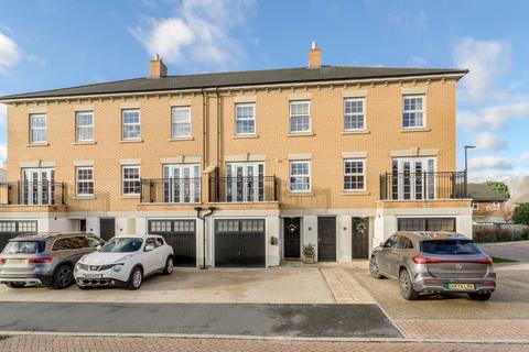 4 bedroom terraced house for sale, Salmons Yard, Newport Pagnell MK16