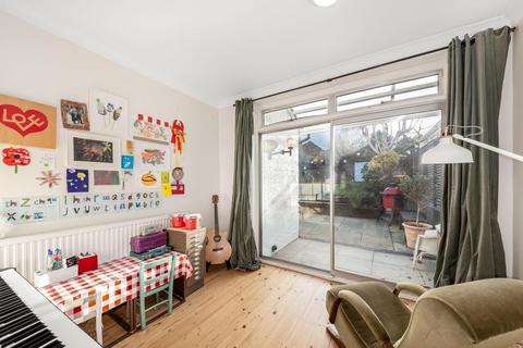 3 bedroom house to rent, Bewlys Road, West Norwood, SE27