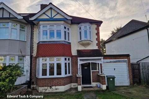 3 bedroom house to rent, Hillside Avenue, Woodford Green IG8