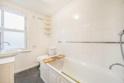 139 Coteford Street, London, SW17 8NT