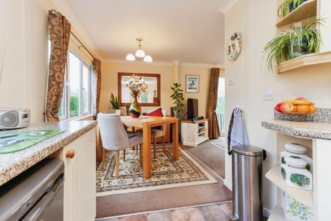 2 bedroom park home for sale, Presteigne, Wales, LD8