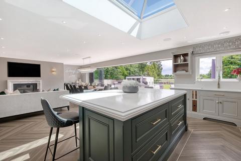 5 bedroom detached house for sale, Wheelers Hill, Little Waltham, Chelmsford