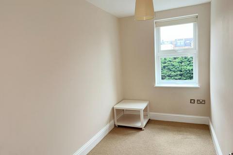 2 bedroom apartment to rent, Chatsworth Way, West Norwood, SE27